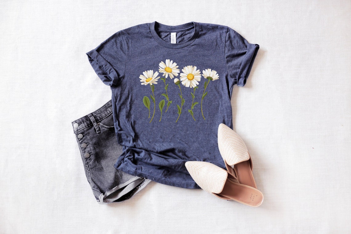 Simple Daisy Graphic Tee Simple Floral Graphic Tee Floral Etsy