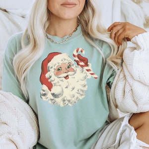 Oversized Retro Santa Tee, Santa Tee, Vintage Graphic Tee, Merry Christmas Shirt, Christmas Cat Shirt, Vintage Santa Tee, Garment Dyed