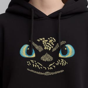 Dragon Eye Embroidery Design, Fantasy Reptile Theme  For T-Shirts & Jackets, Gothic Creature Art, Digital Download, Pes And Other Formats