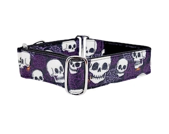 Coleira de cachorro de Halloween com caveiras assustadoras: estilo Martingale ou fivela para cães médios/grandes, galgos, mastins, dogues alemães, etc. - 1,5 polegada de largura