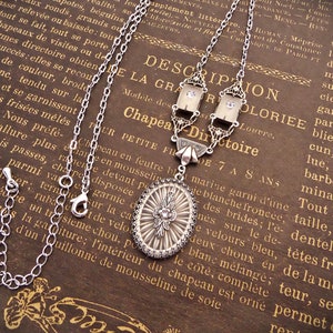 Handmade Camphor Glass Necklace in Vintage Art Deco Style