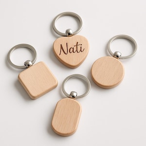 Personalized wooden keychain with engraving | Gift for him & her | Heart, round, square – with name or desired text
