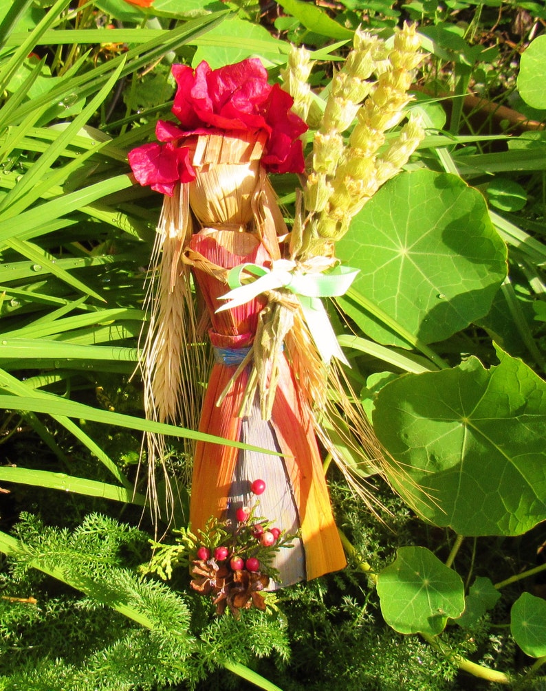 Corn Husk Dolly Banana Leaf Mountain Tea Artisan Handmade Etsy