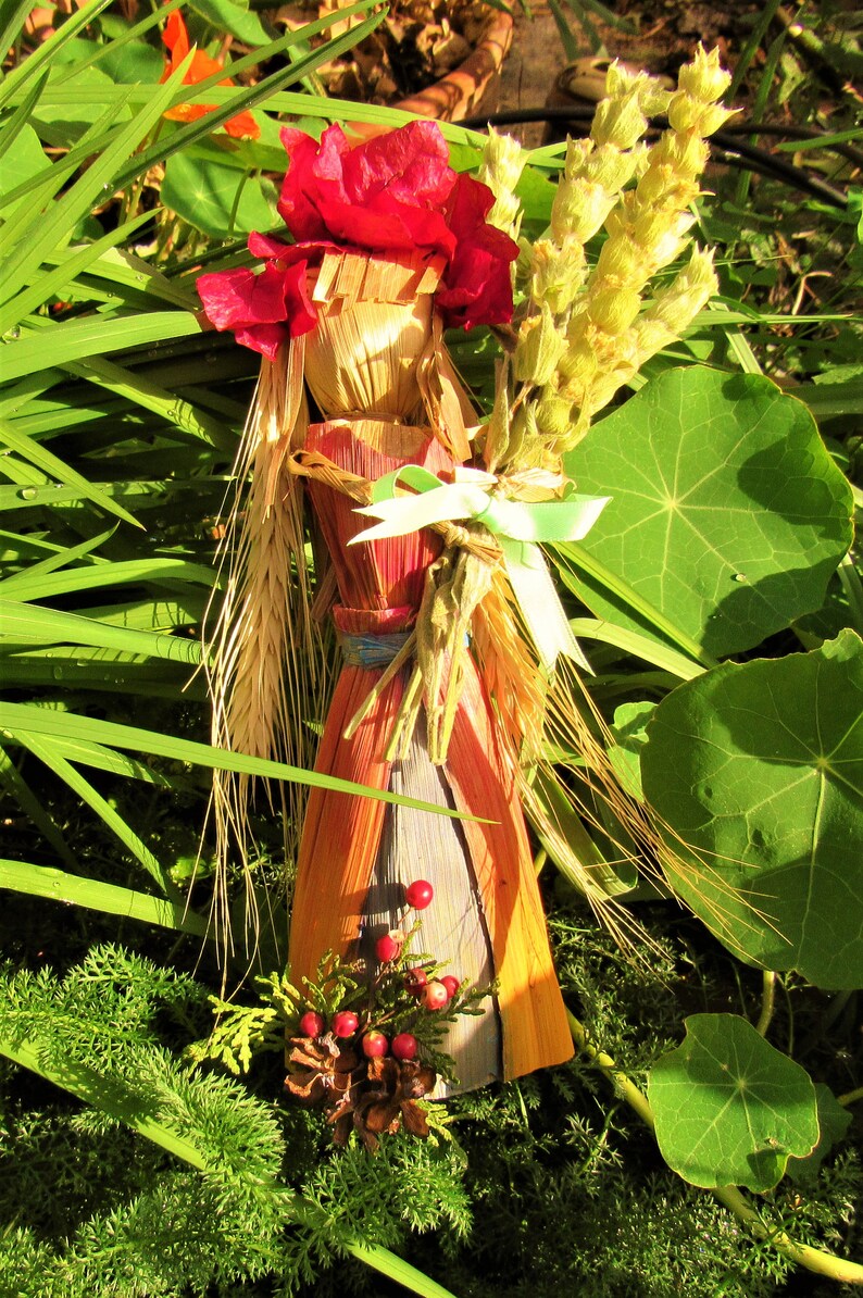 Corn Husk Dolly Banana Leaf Mountain Tea Artisan Handmade Etsy