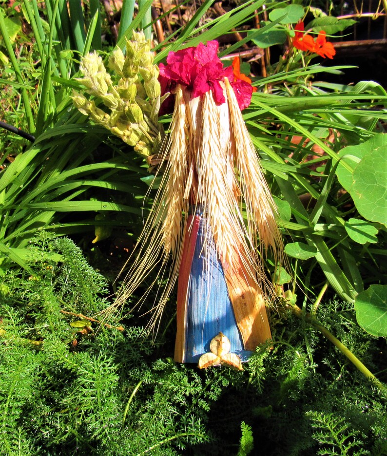 Corn Husk Dolly Banana Leaf Mountain Tea Artisan Handmade Etsy