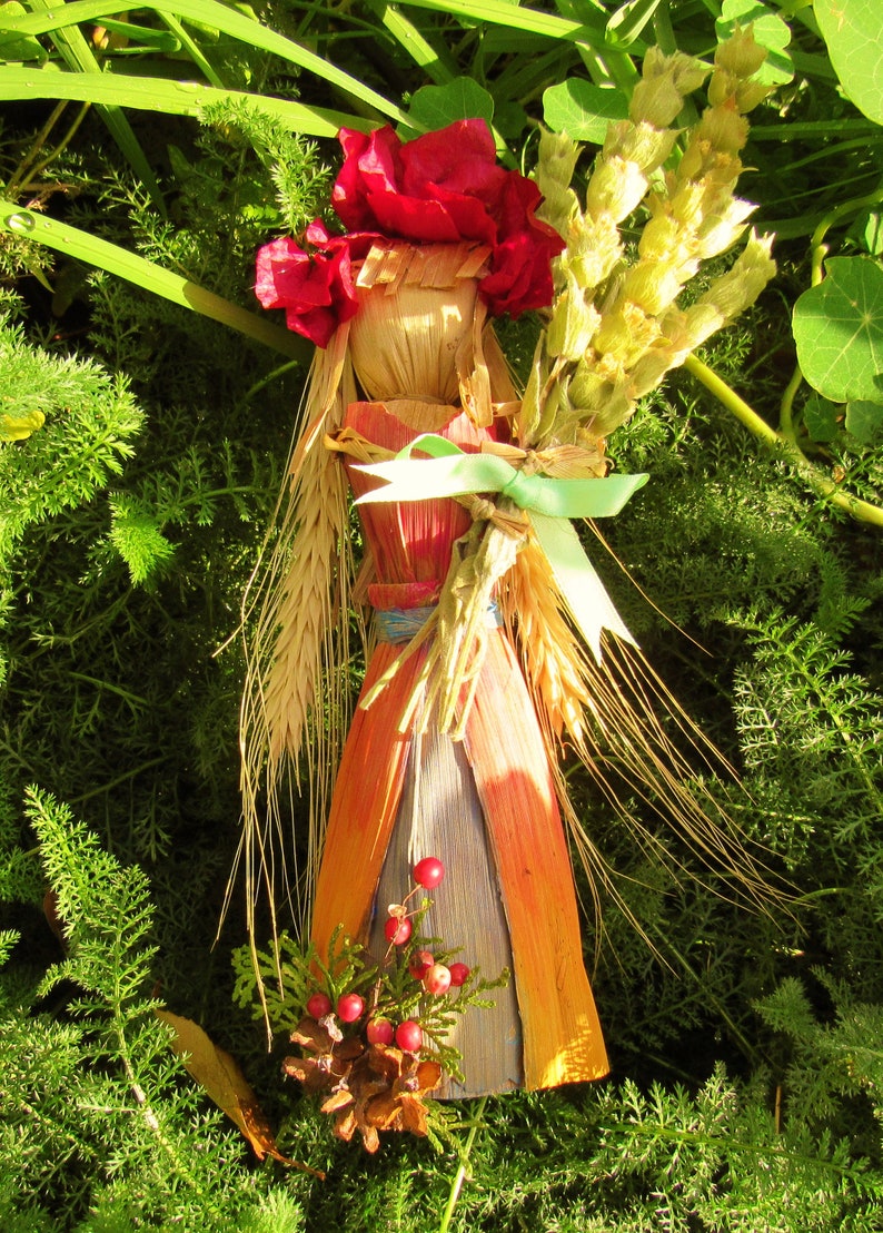 Corn Husk Dolly Banana Leaf Mountain Tea Artisan Handmade Etsy