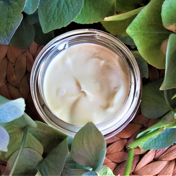 Crème visage bio à l'ylang-ylang | Santé des femmes, peau éclatante | tenseur d'apparence saine | Crème de jour | Soin du visage de Maria's Handmade