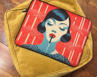 Stylish Laptop Sleeve: Neoprene Padded Case, Water-Resistant (13/15 inch)