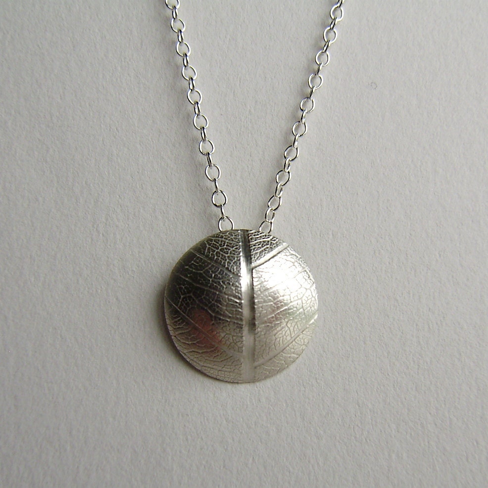 Silver Leaf Convex Dome Necklace - Etsy