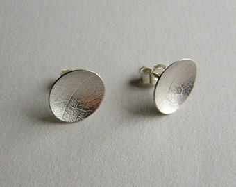 Silver leaf dish studs