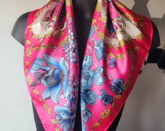Chic orange square bandana scarf in natural silk