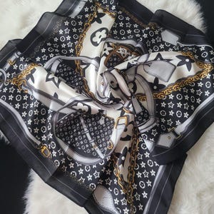 Louis vuitton scarf for women - Etsy 日本