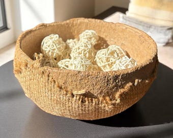 Dekoracyjna miska z recyklingu: Ekologiczny wieszak na klucze - Ręcznie robiona dekoracja półki - Prezent na parapetówkę - Rustykalna dekoracja stołu z worka po kawie