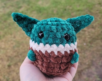 Gehaakte groene alien pluche – handgemaakt amigurumi-speelgoed ruimtefiguur