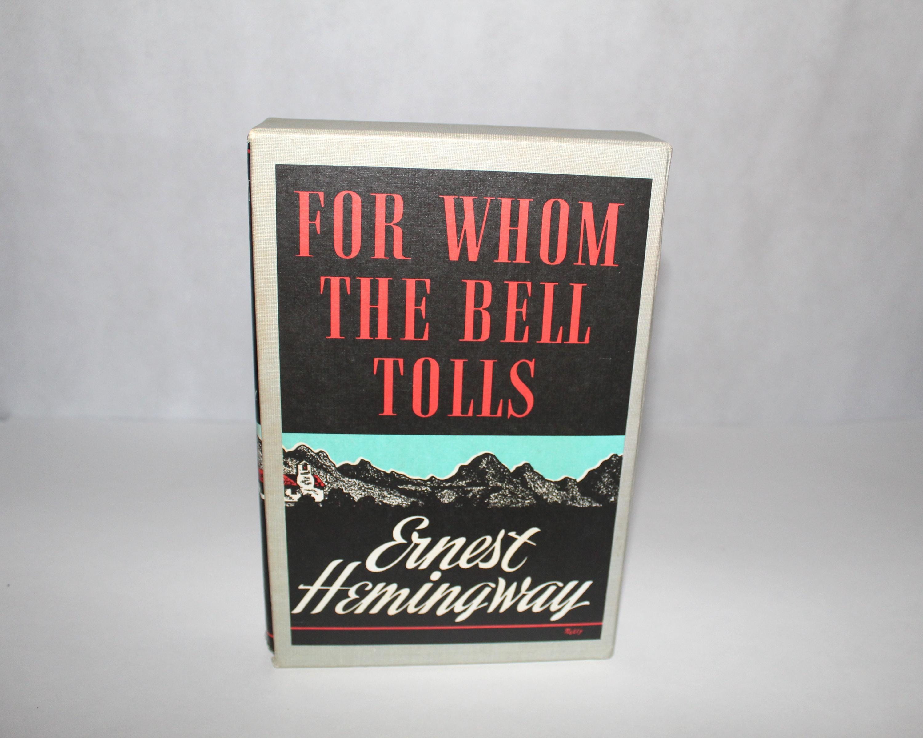 The Hemingway jacket; for travellers forging their own style