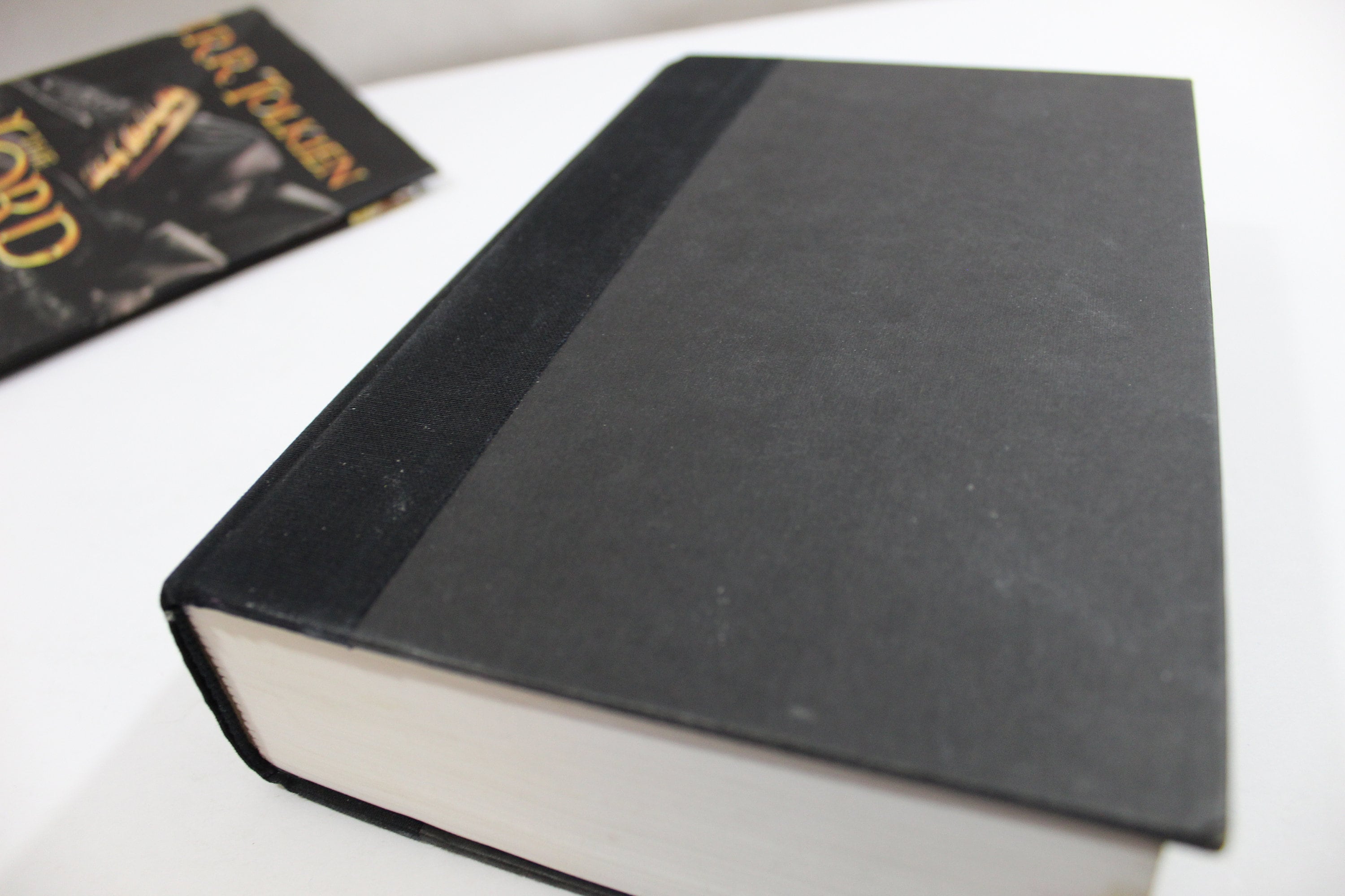 1994 the Lord of the Rings Trilogy by JRR Tolkien Hardcover Book With