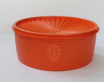 1970's Tupperware Harvest Orange Servalier Canister 8 Cup