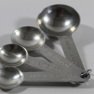 Vintage Round Aluminum Measuring Spoons Set of 4, Baking Accessories, Cooking Accessories