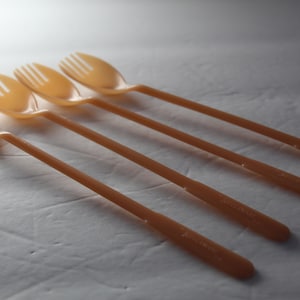 4 Tupperware Sporks Peach #175-4, Spoon Fork Utensil