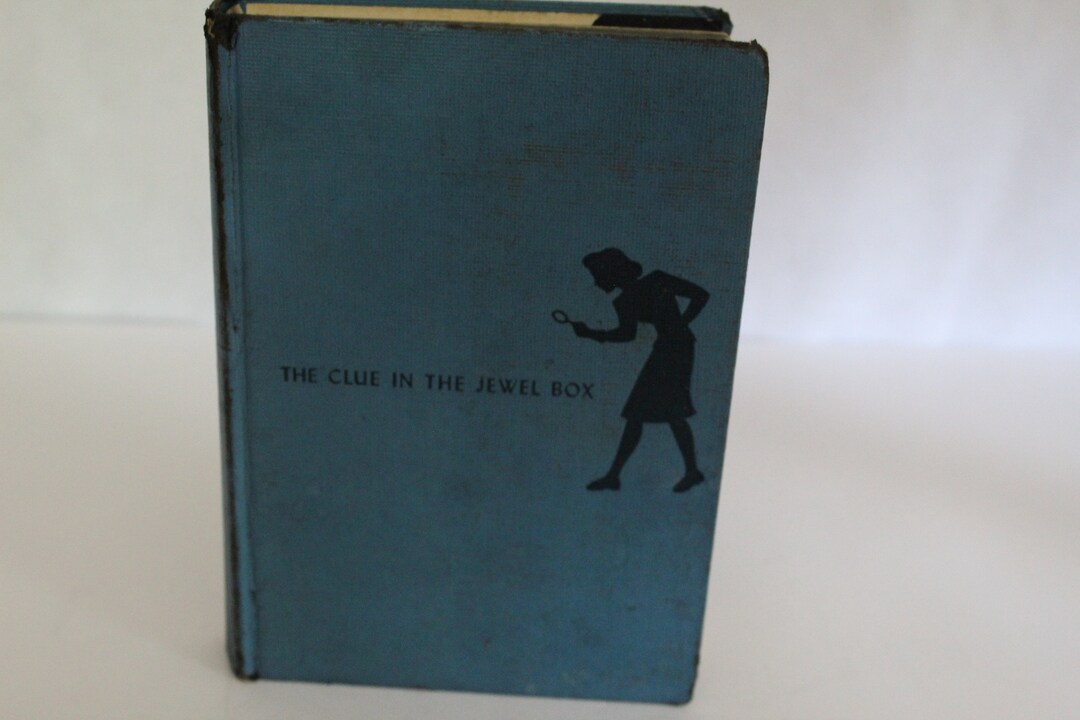 1943 Nancy Drew Mystery Story the Clue in the Jewel Box by Carolyn