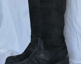 Bottines motard en daim noires Prada vintage épaisses
