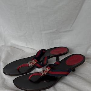 Gucci Flip Flops Women - Etsy display picture 1
