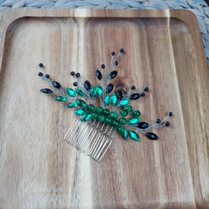 Smaragd Kristall Braut Haarkamm: Handgefertigte Grün & Schwarz Hochzeit Accessoire
