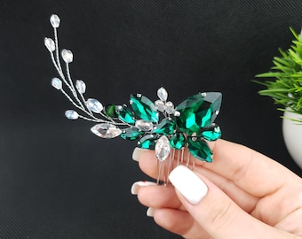 Emerald & Clear Crystal Hair Comb – Handmade Bridal Hairpiece, Asymmetrical Silver Comb for Wedding or Prom