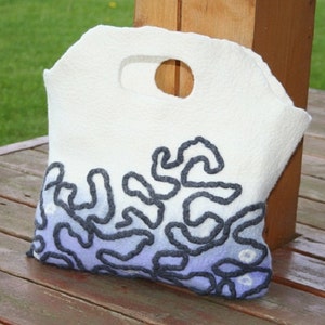 PDF tutorial    Wet Felted Bag (Purse)     in English