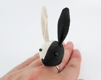 MADE-TO-ORDER ( 1 - 2 Weeks)- Bunny Adjustable Ring-Black & Unbleached colour Half