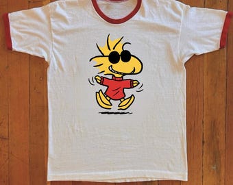 Woodstock Joe Cool Peanuts Graphic Staple Ringer T-Shirt Mens Large Vtg Snoopy