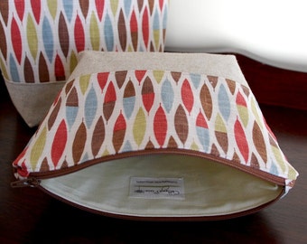 Geometric Zipper Pouch: Boho Cosmetic Bag, Brown Red Floral