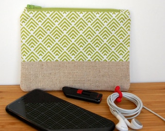 Geometric Linen Zipper Pouch: Green Phone Pouch Organizer