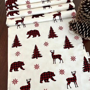 Farmhouse Christmas Table Runner,  Rustic Reindeer Holiday Table Runner, Rustic Buffalo Plaid Christmas Decor, Reindeer Table Runner