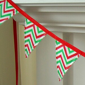 Christmas Decor, Christmas Garland, Christmas Banner,  Christmas Decoration, Chevron Christmas Garland, Fireplace Mantel Decor