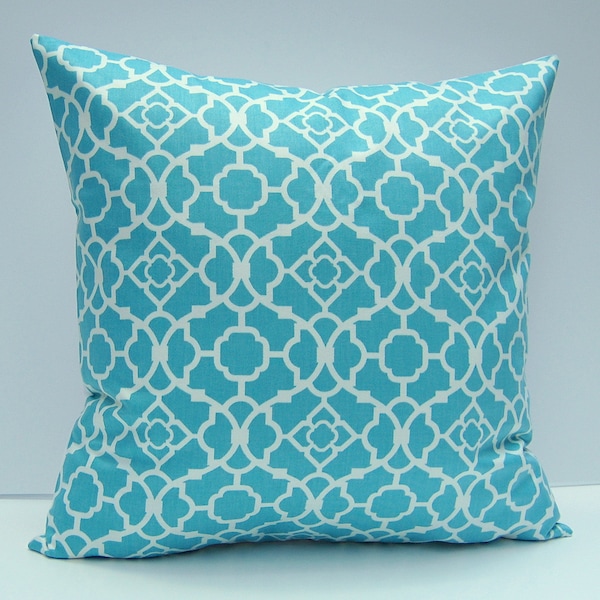 Funda de almohada geométrica Aqua: Cojín de algodón Waverly (45 x 45 cm)