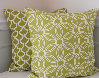 Kiwi Green Geometric Pillow Cover: Reversible Cotton Sateen (18x18)