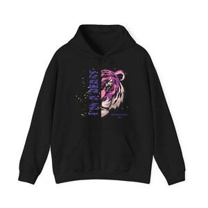 Ik ben een beest in alles wat ik doe! Hoodie met felle tijger, unisex comfortsweater, kleding met wilde dieren, perfect als cadeau, trendy mode