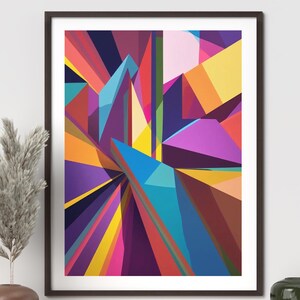 Könnte beinhalten: Abstrakter Kunstdruck mit einem lebendigen geometrischen Design. Das Kunstwerk zeigt eine dynamische Komposition aus farbenfrohen Formen, darunter Dreiecke und Linien, in Blau-, Gelb-, Lila- und Orangetönen. Der Druck ist in einem dunkelbraunen Rahmen gerahmt.