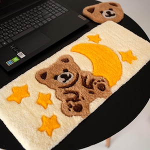Keyboard Rug with Cute Bear – Handmade Tufted Desk Mat & Wrist Rest