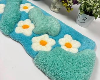 Hand Tufted Moss Keyboard Rug with Daisies, Desk Mat & Wrist Rest