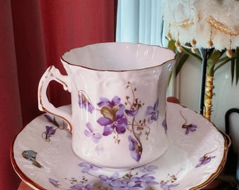 Victorian Violets Hammersley Bone China Teacup & Saucer Set • Made in England • Vintage Floral Tea Cup • Collectible English China