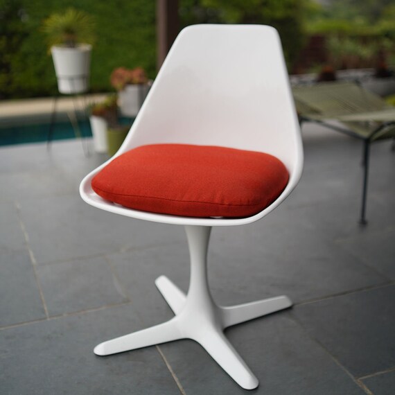 target swivel tulip chair