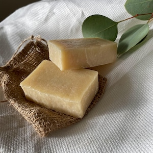 Men&#39;s Herbal Soap: Handmade Rustic Essential Oil Soap Bar