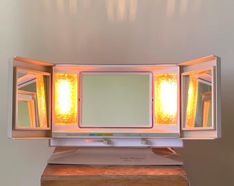 Vintage 70s Lady Kenmore Profile Cycle Tri-Fold Lighted Makeup Mirror
