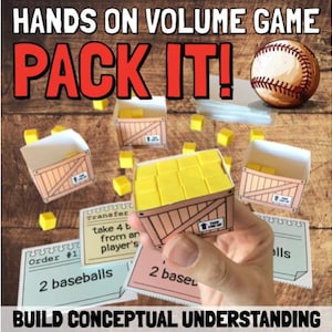 Könnte beinhalten: Ein praktisches Volumenspiel namens "Pack It!" mit kistenförmigen Behältern aus Holz, gelben Würfeln, Baseballs und Karten. Das Spiel zielt darauf ab, das konzeptionelle Verständnis aufzubauen. Ein Baseball ist ebenfalls im Bild zu sehen.
