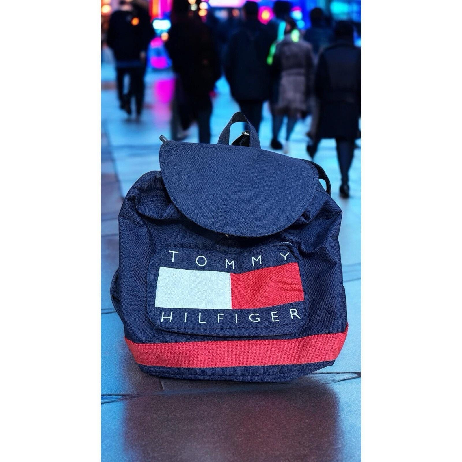 Vintage Y2K Tommy Hilfiger Big Flag Logo Drawstring Backpack  display picture 1