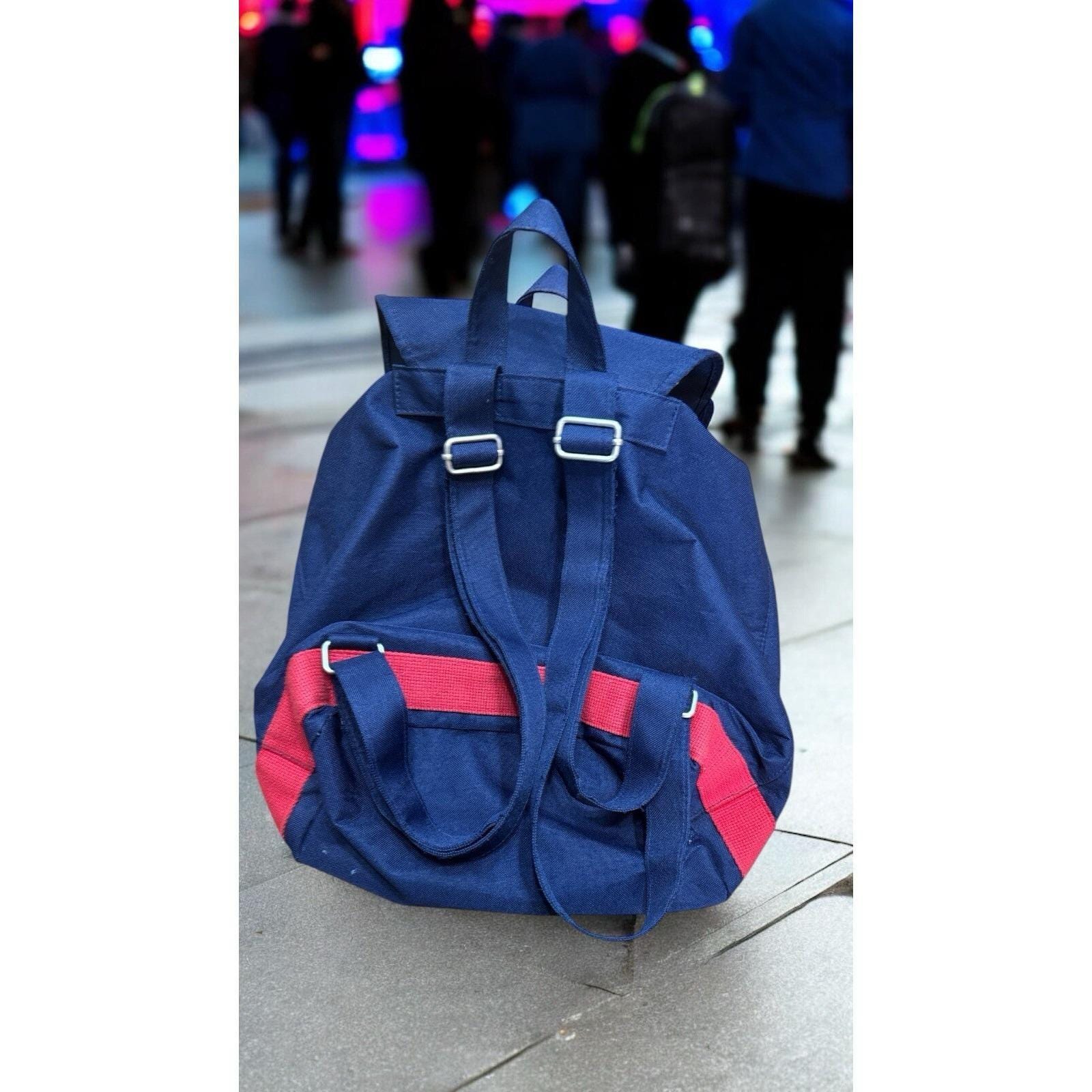Vintage Y2K Tommy Hilfiger Big Flag Logo‎ Drawstring Backpack Bag, 90s Aesthetic Tommy Hilfiger Vintage Backpack Bag - Etsy main image 3