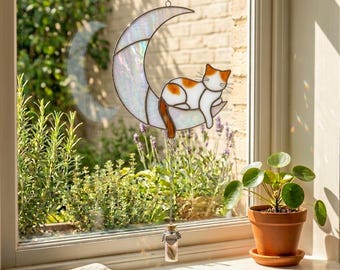 名前入り猫メモリアルサンキャッチャー＆骨壺｜ペットロスお悔やみギフト｜ステンドグラスの月飾り｜刻印入り毛皮記念ボトル