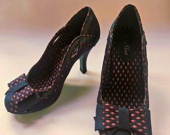 Ruby Shoo Navy Blue Bow 40s Style Heel Court Shoe Size 8 Retro Vintage